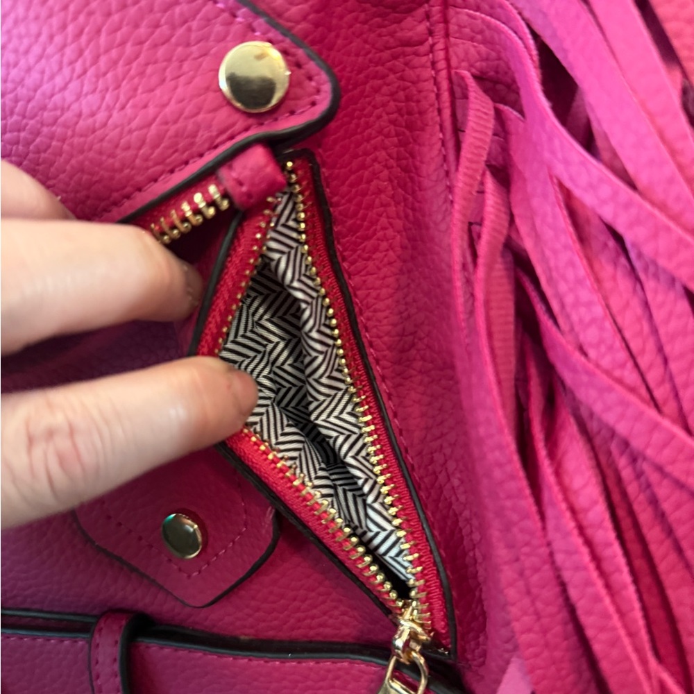 La Miel Fuchsia Pink Fringe Motorcycle Jacket Backpack Vegan Leather Bag NWT - Picture 10 of 10